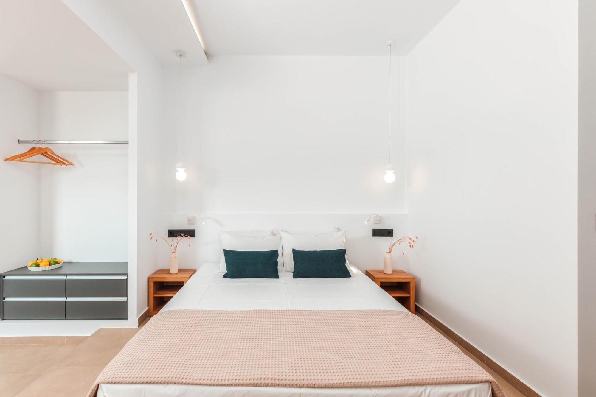 Plakakia Luxury Apartments Makry Gialos  Exterior photo