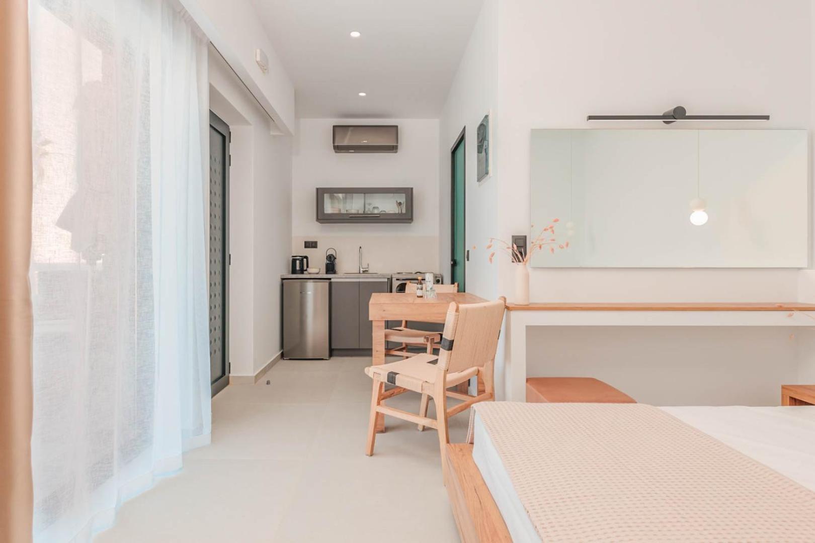 Plakakia Luxury Apartments Makry Gialos  Exterior photo